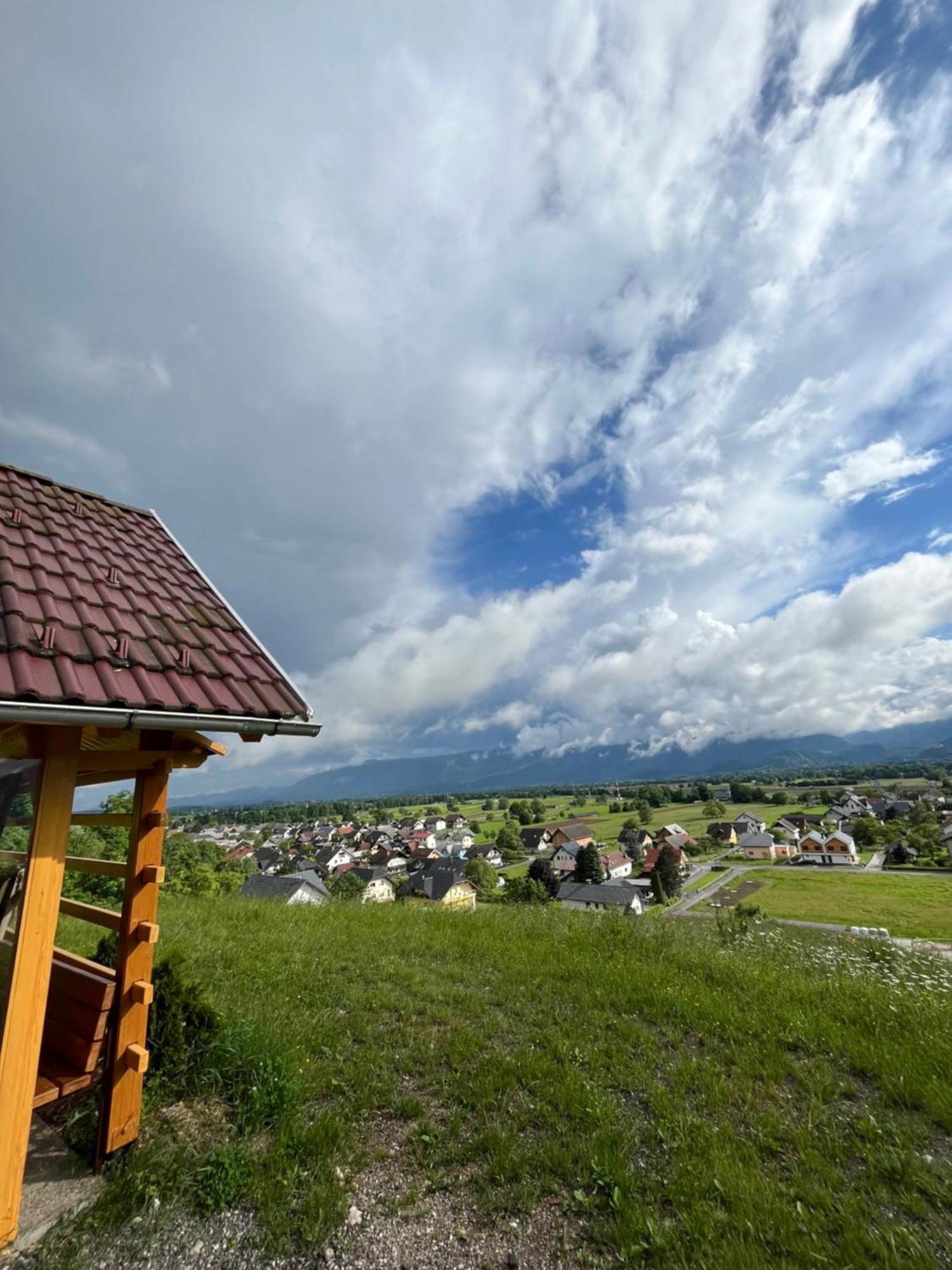 Cottage Zirovnica ภายนอก รูปภาพ